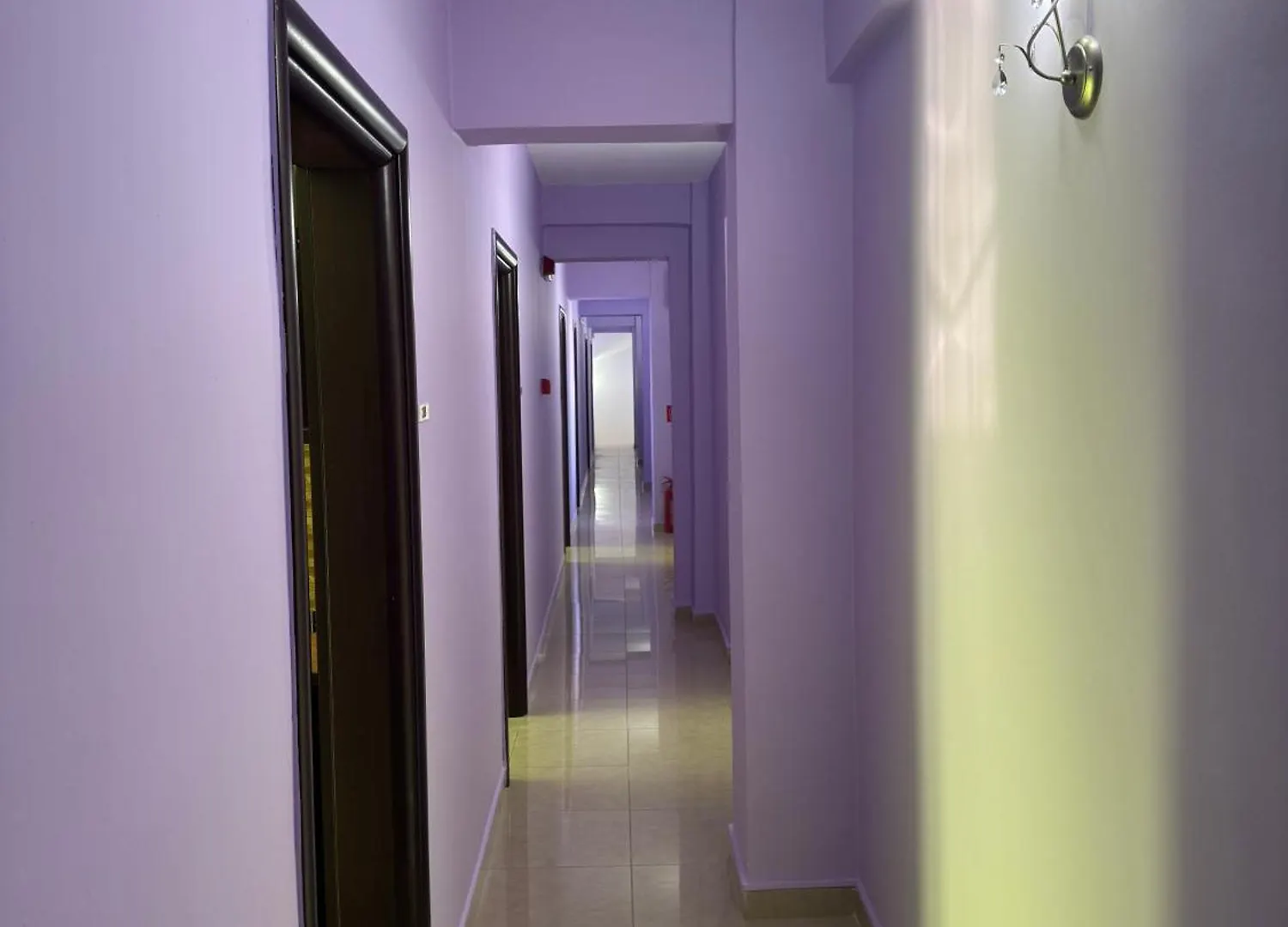 סטאברוס Family Rooms 0*,
